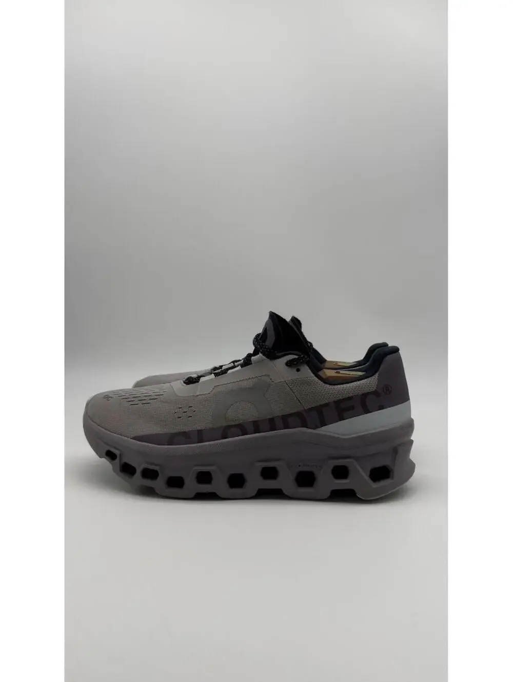 On Cloudmonster Women's‎ Running Shoe Pearl Arctic Size 10.5